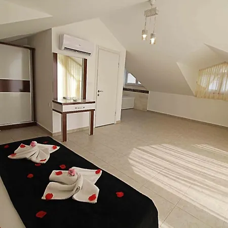 Yasin Luxury Villa *